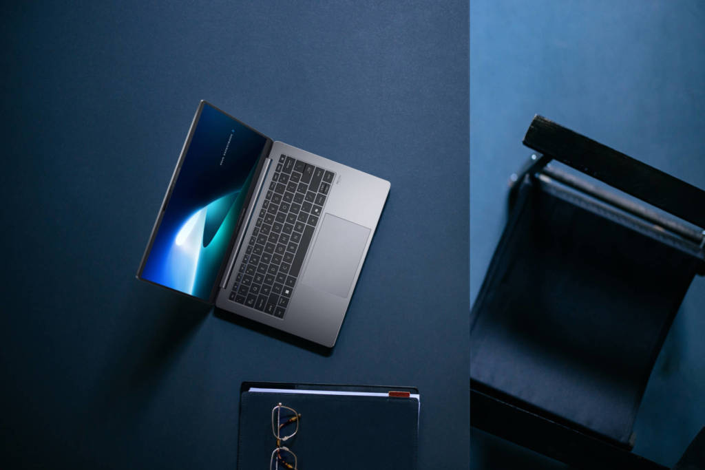 ExpertBook-P5