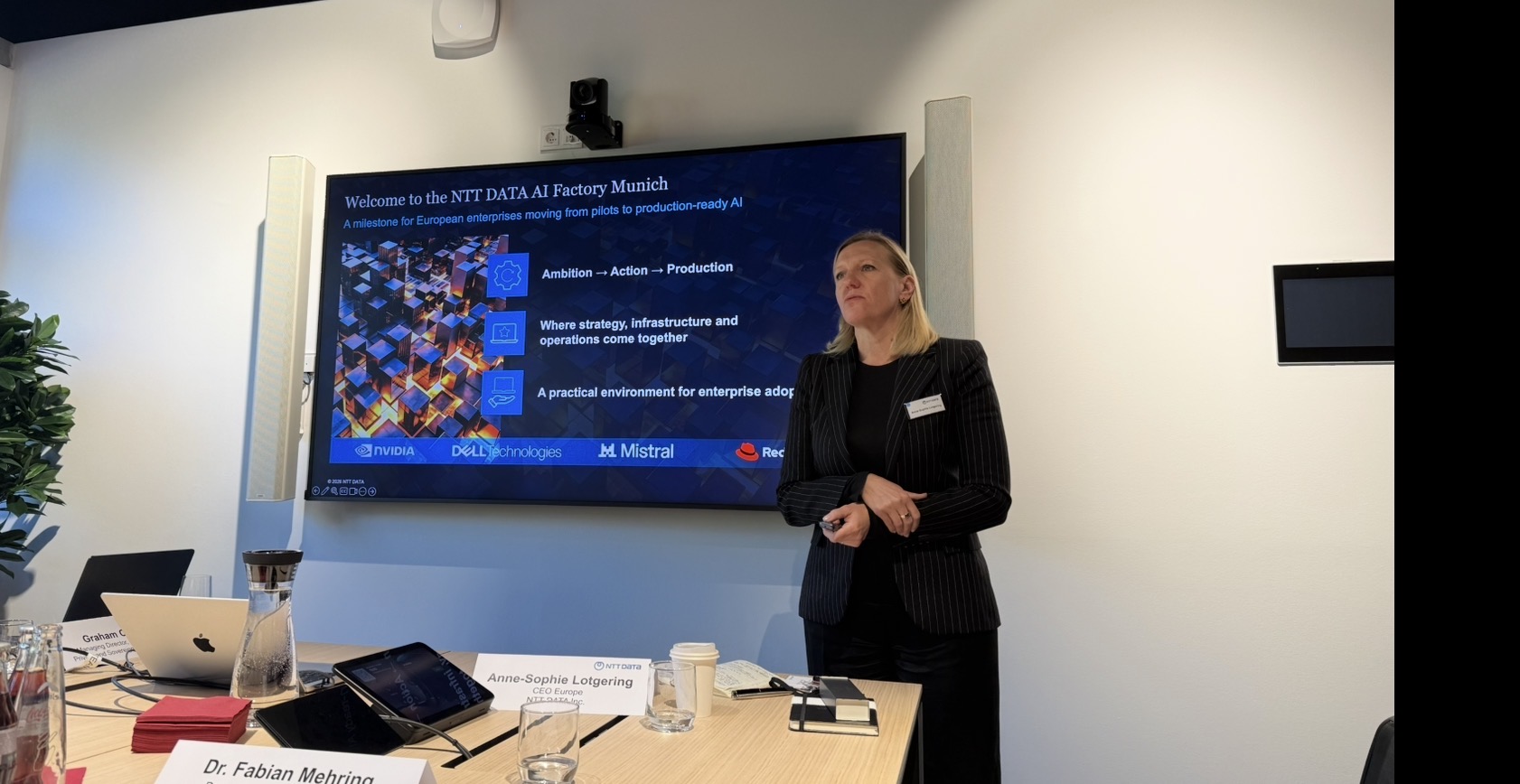 Anne-Sophie Lotgering (NTT Data): «L’AI può davvero abilitare la crescita, non solo il risparmio»